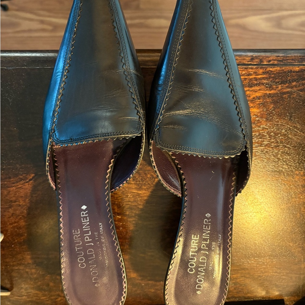 Donald J. Pliner Black Leather Mules with Pointed Toe